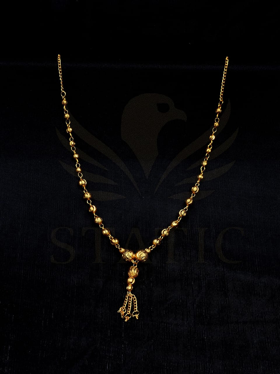 Traditional Golden Bead Tassel Haar